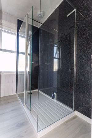 Photo 21- click for photo gallery